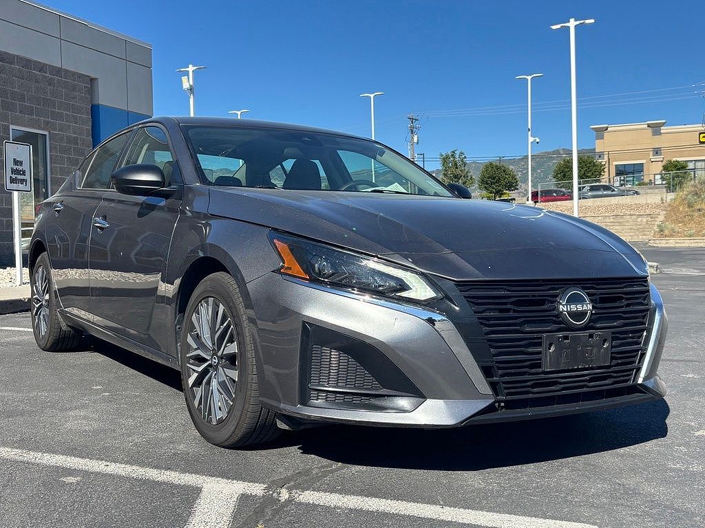 2025 Nissan Altima