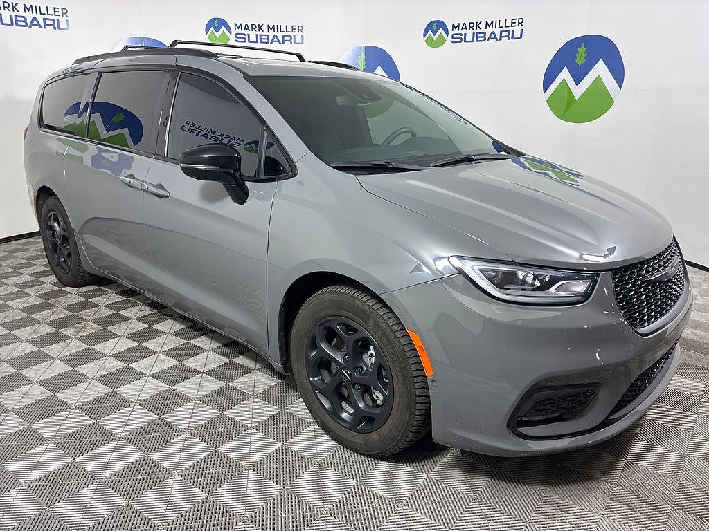 2024 Chrysler Pacifica