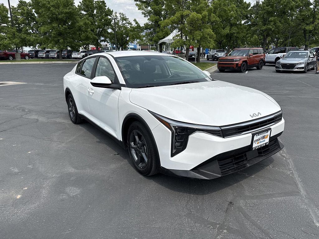 2026 Kia K4